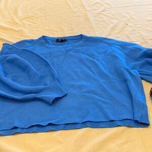 Oat cropped bright blue sweater-large
Never worn